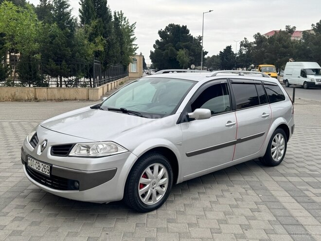 Renault Megane-15