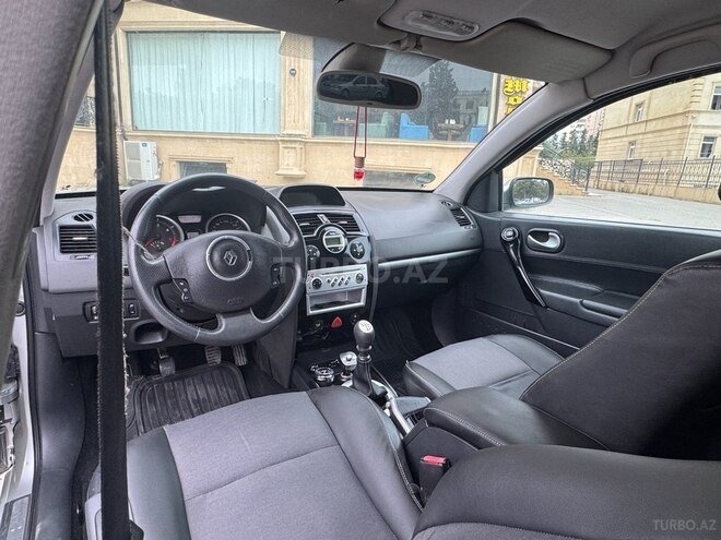 Renault Megane-4