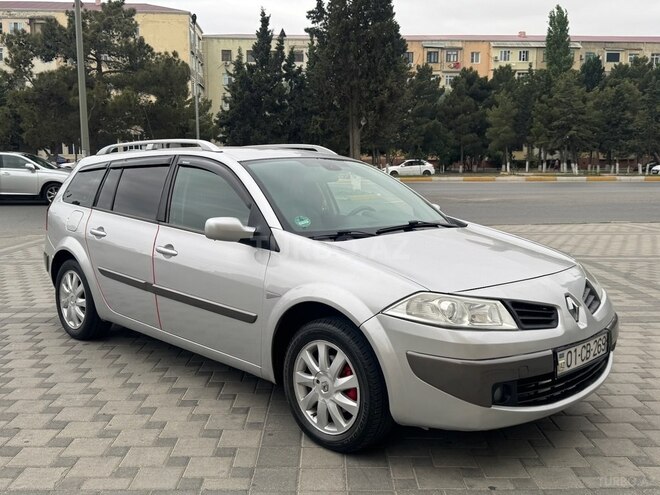 Renault Megane-21
