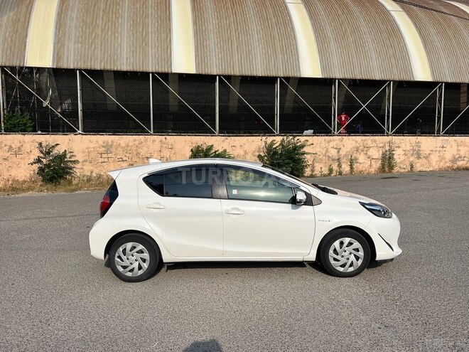 Toyota Aqua 2017, 162,123 km - 1.5 l - Bakı