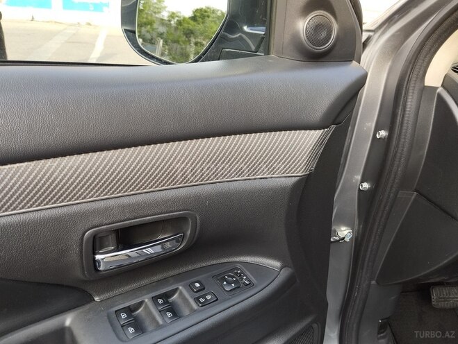 Mitsubishi Outlander 2018, 98,000 km - 3.0 l - Bakı