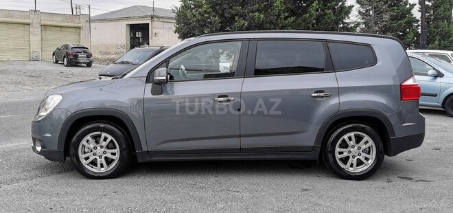 Chevrolet Orlando-4