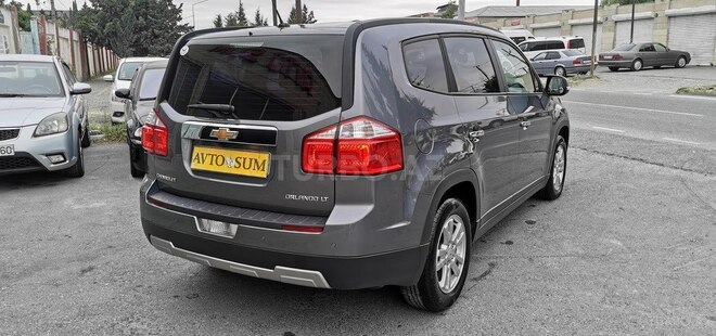 Chevrolet Orlando-9