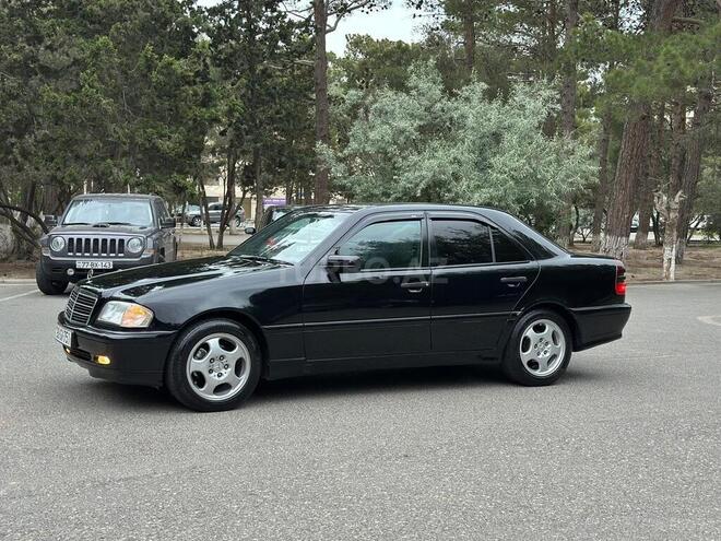 Mercedes C 230 1997, 324,000 km - 2.3 l - Sumqayıt