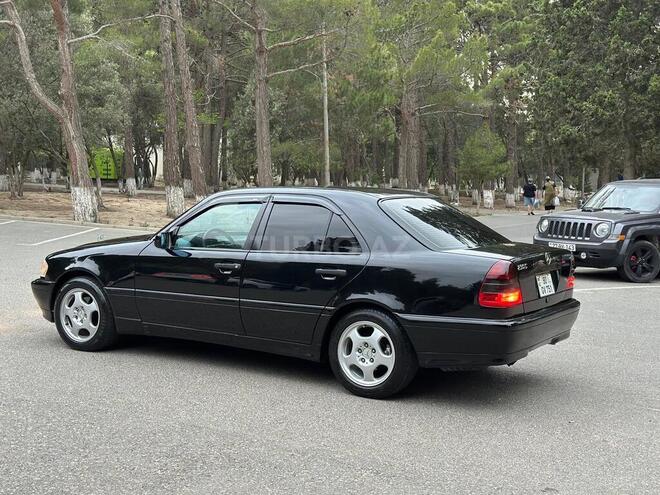 Mercedes C 230 1997, 324,000 km - 2.3 l - Sumqayıt