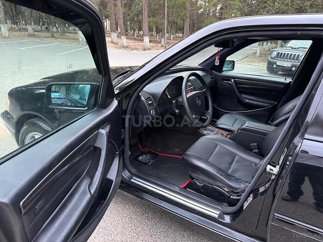 Mercedes C 230 1997, 324,000 km - 2.3 l - Sumqayıt