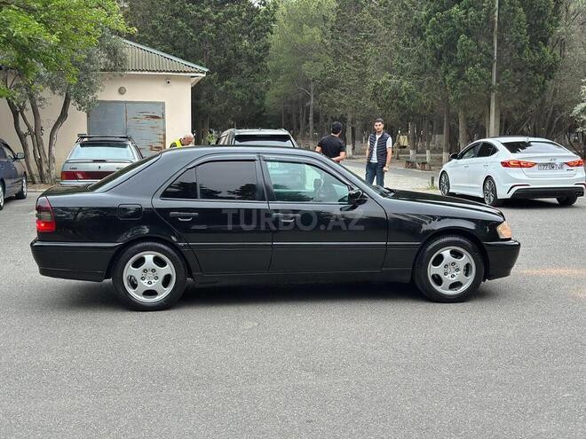Mercedes C 230 1997, 324,000 km - 2.3 l - Sumqayıt