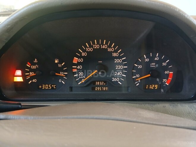Mercedes C 280 1998, 96,000 km - 2.8 l - Salyan