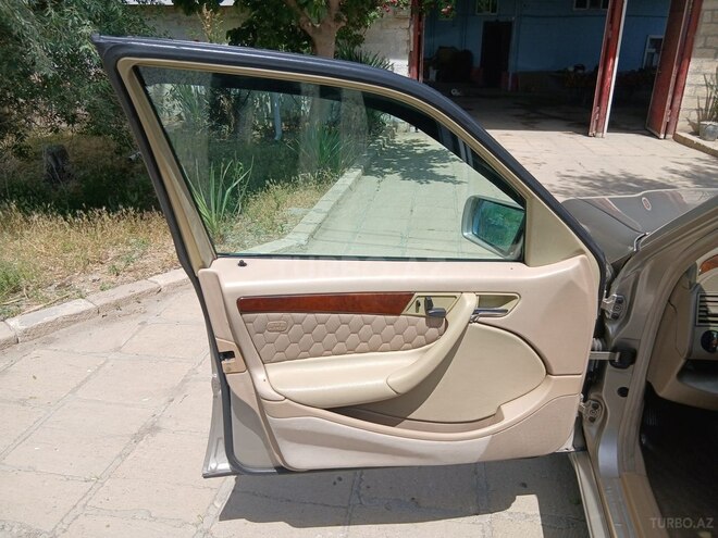Mercedes C 280 1998, 96,000 km - 2.8 l - Salyan