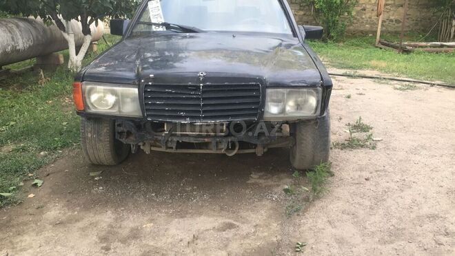 Mercedes 190 1988, 435,000 km - 2.0 l - Şəmkir