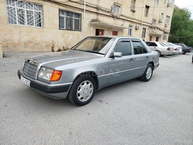 Mercedes E 200 1992, 296,486 km - 2.0 l - Bakı