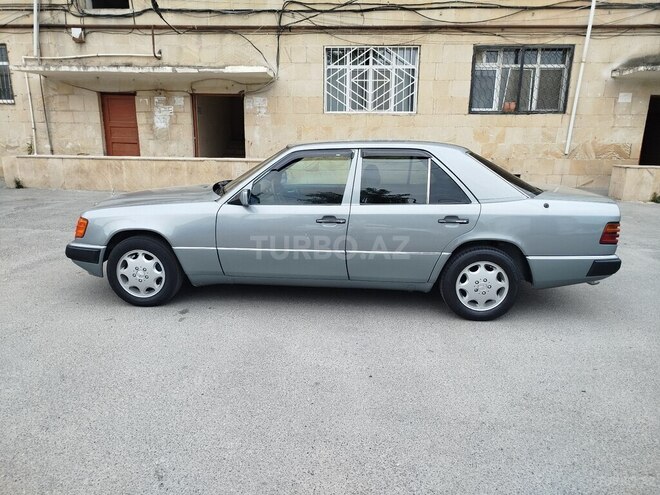 Mercedes E 200 1992, 296,486 km - 2.0 l - Bakı