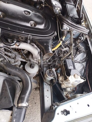 Mercedes E 200 1992, 296,486 km - 2.0 l - Bakı