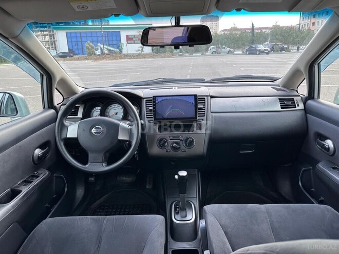 Nissan Tiida-8