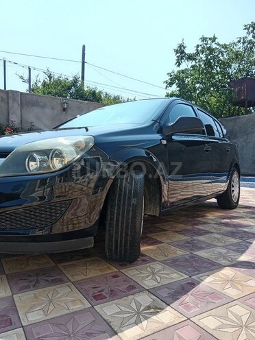 Opel Astra 2009, 260,000 km - 1.4 l - Gəncə