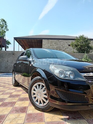 Opel Astra 2009, 260,000 km - 1.4 l - Gəncə