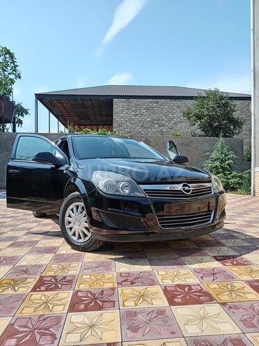Opel Astra 2009, 260,000 km - 1.4 l - Gəncə