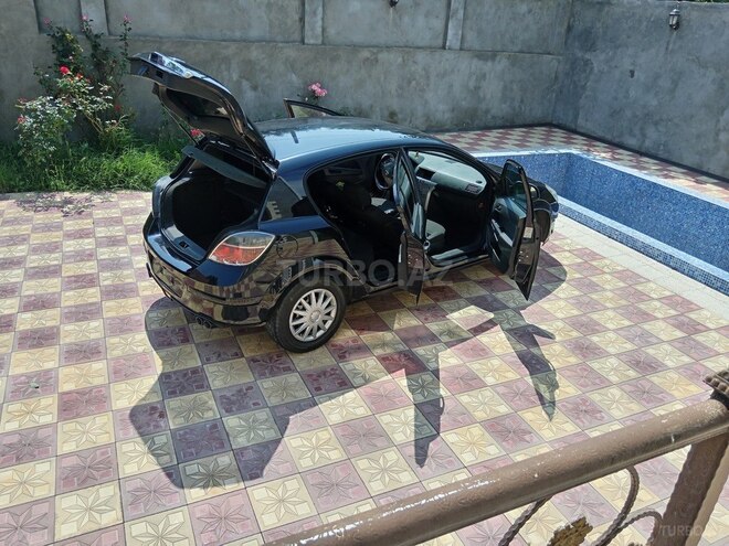 Opel Astra 2009, 260,000 km - 1.4 l - Gəncə