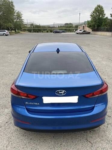Hyundai Elantra 2017, 198,521 km - 2.0 l - Şirvan