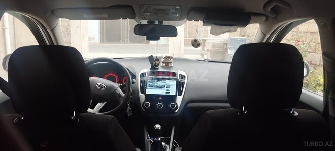 Kia Ceed 2009, 320,000 km - 1.6 л - Bakı