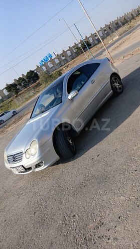 Mercedes C 200 2001, 290,000 km - 2.0 л - Bakı