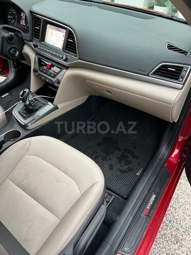 Hyundai Elantra 2016, 133,576 km - 2.0 л - Bakı