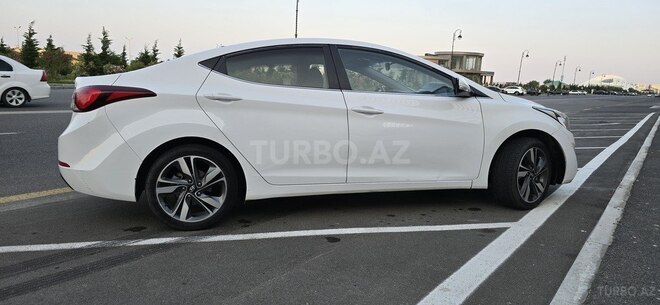 Hyundai Elantra 2015, 138,409 km - 1.6 l - Sumqayıt