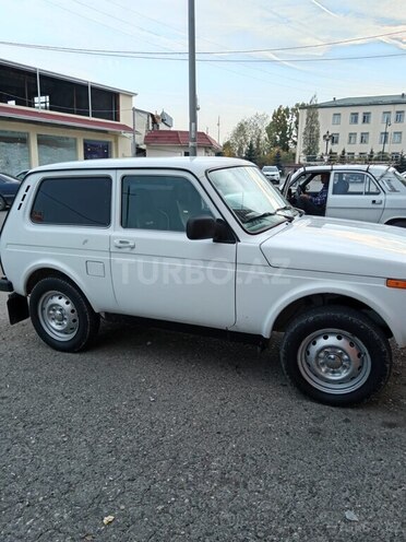 LADA (VAZ) Niva 2013, 180,000 km - 1.7 l - Qusar