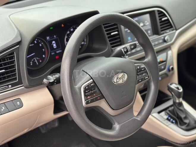 Hyundai Elantra 2018, 172,961 km - 2.0 л - Bakı