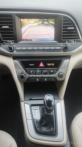 Hyundai Elantra 2018, 172,961 km - 2.0 л - Bakı