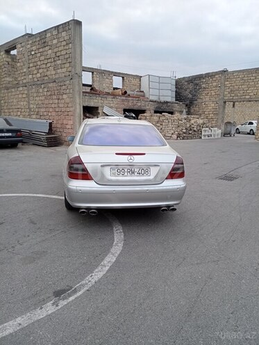 Mercedes E 270 2003, 450,000 km - 2.7 l - Bakı