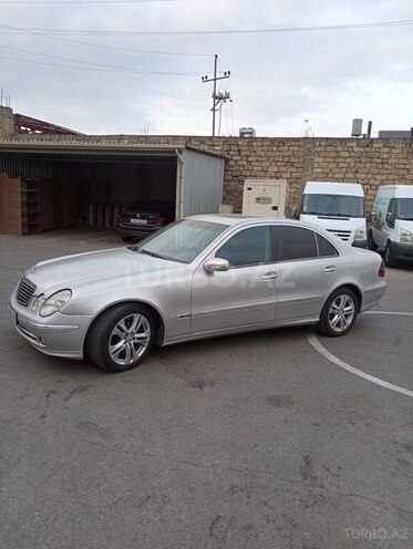 Mercedes E 270 2003, 450,000 km - 2.7 l - Bakı