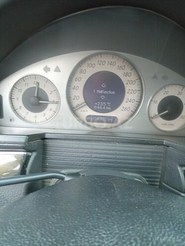 Mercedes E 270 2003, 450,000 km - 2.7 l - Bakı