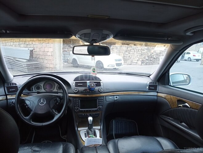 Mercedes E 270 2003, 450,000 km - 2.7 l - Bakı
