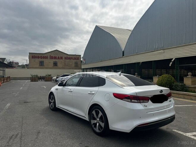 Kia K5 2016, 183,000 km - 1.7 л - Bakı