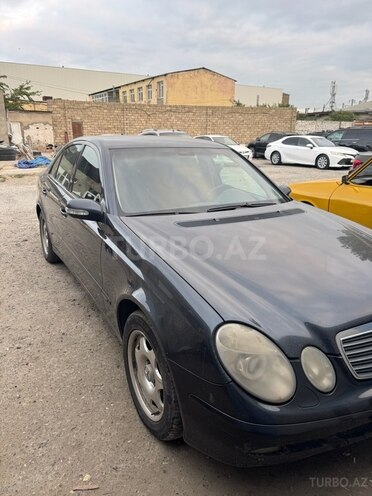 Mercedes E 240 2004, 381,000 km - 2.6 l - Bakı