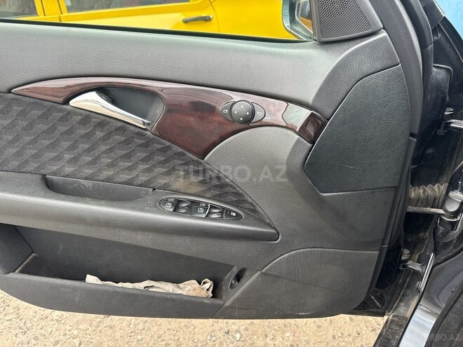 Mercedes E 240 2004, 381,000 km - 2.6 l - Bakı