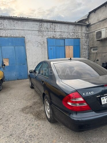 Mercedes E 240 2004, 381,000 km - 2.6 l - Bakı