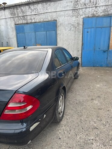 Mercedes E 240 2004, 381,000 km - 2.6 l - Bakı
