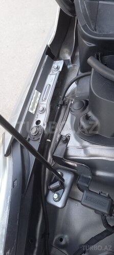Hyundai Elantra-19