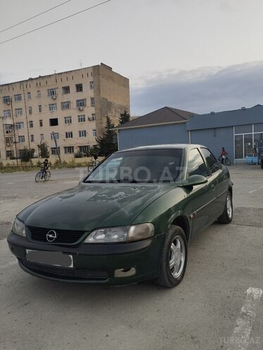 Opel Vectra 1996, 200,000 km - 1.6 l - Bakı