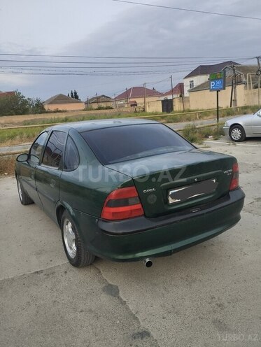 Opel Vectra 1996, 200,000 km - 1.6 l - Bakı
