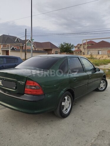 Opel Vectra 1996, 200,000 km - 1.6 l - Bakı