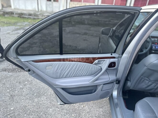 Mercedes E 320 1999, 333,103 km - 3.2 l - Şəki