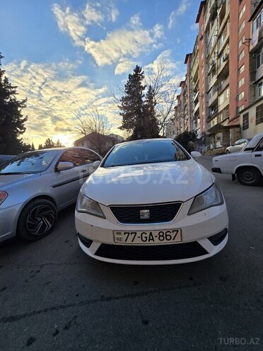 SEAT Ibiza-1