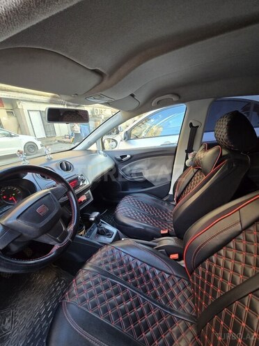 SEAT Ibiza-7