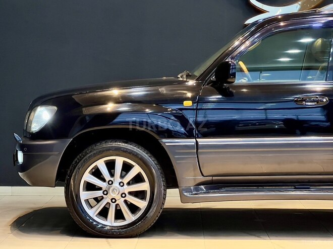 Lexus LX 470-6