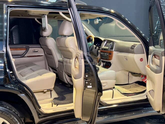 Lexus LX 470-21