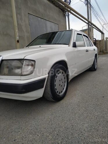 Mercedes E 200 d 1992, 709,470 km - 2.0 л - Bakı