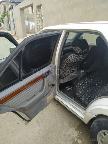 Mercedes E 200 d 1992, 709,470 km - 2.0 л - Bakı